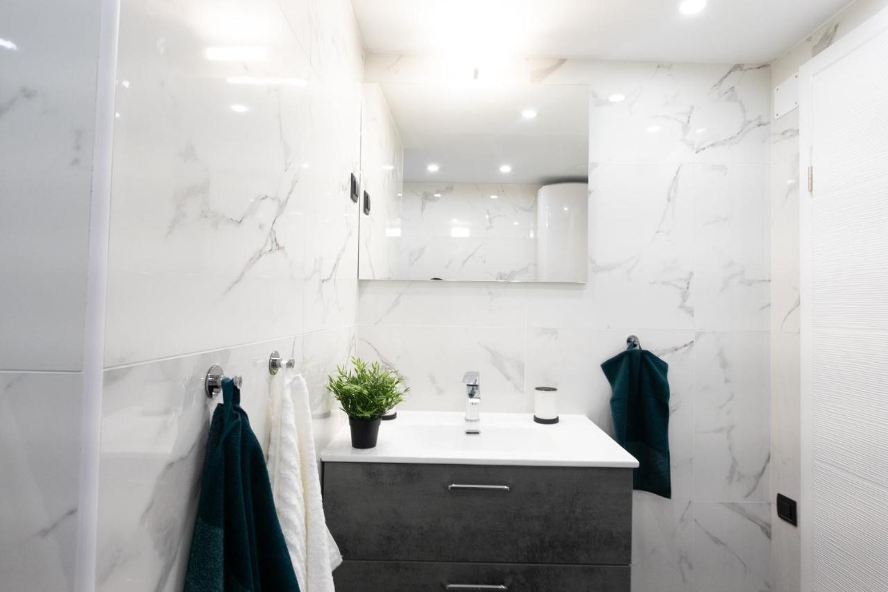 Apartments Mila 克罗诺维察 外观 照片